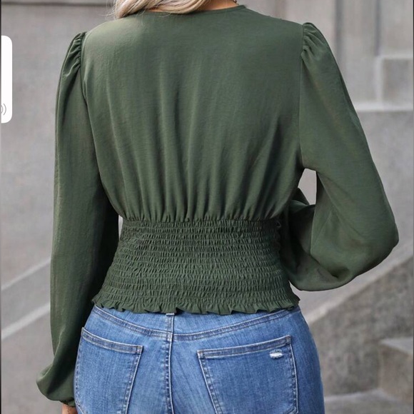 Boho Ruched Smocked Deep V Neck Long Cuff Sleeve Crop Top Blouse Shirt Black - Picture 8 of 9